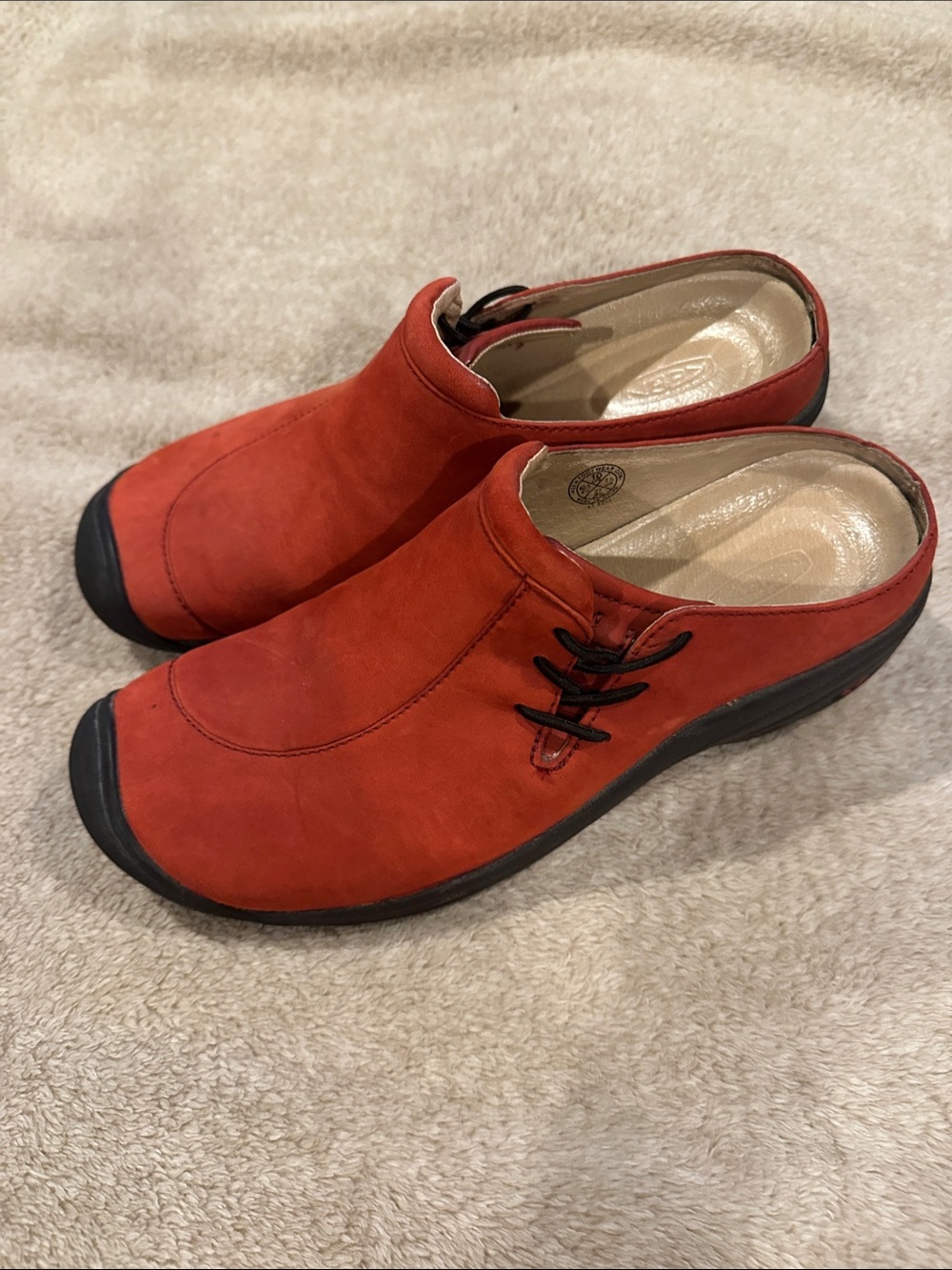 Keen burnt orange women’s clogs